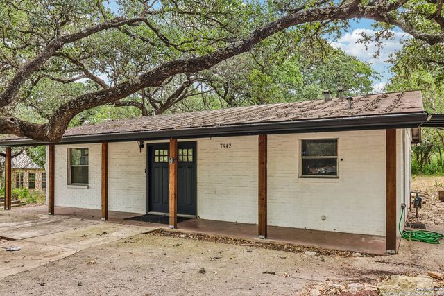 7735 MockingBird Ln, San Antonio, TX 78229