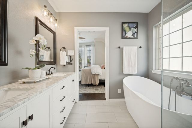 1133 Dayton Drive, Lantana, TX 76226