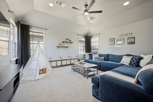 1133 Dayton Drive, Lantana, TX 76226