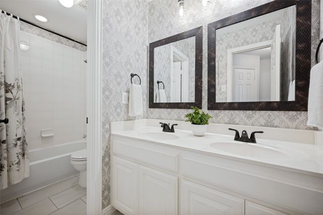 1133 Dayton Drive, Lantana, TX 76226