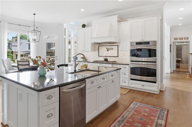 6293 Fernstone Trail NW, Acworth, GA 30101