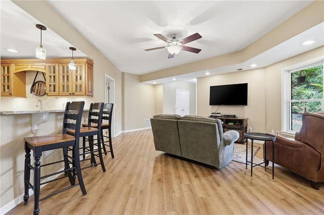 6293 Fernstone Trail NW, Acworth, GA 30101