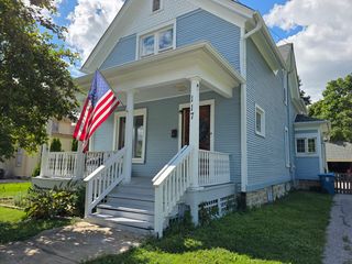 117 5th Street, Aurora, IL 60505