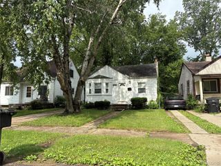19905 Salem Street, Detroit, MI 48219