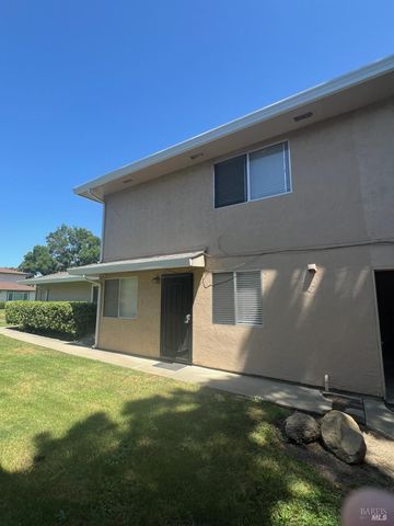 1950 Duxburry Ln #2, Vacaville, CA 95687