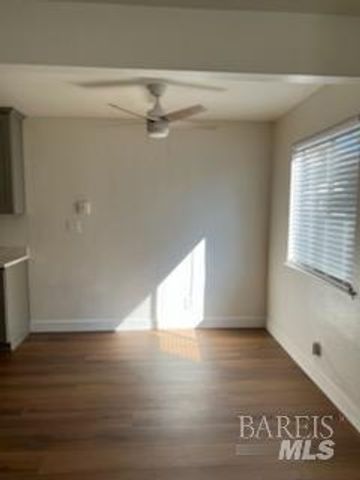 1950 Duxburry Ln #2, Vacaville, CA 95687