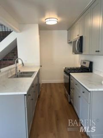 1950 Duxburry Ln #2, Vacaville, CA 95687
