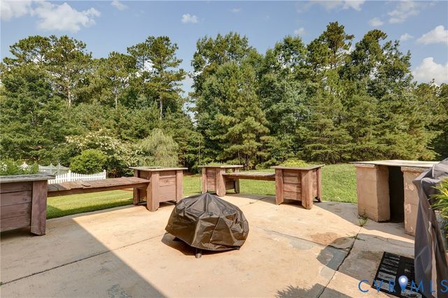 5818 Yellow Jasmine Ter, Providence Forge, VA 23140