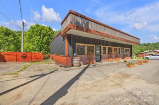 9211 NC HWY 194 Highway N, Lansing, NC 28643
