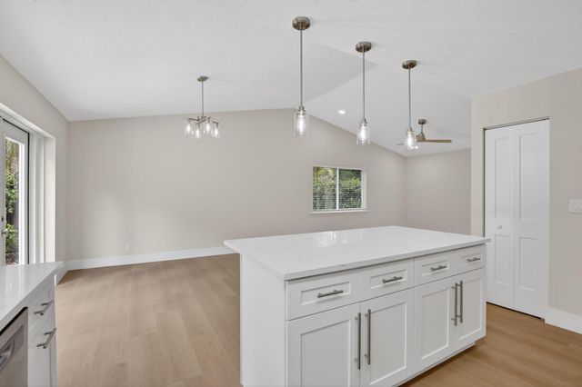 8241 NW 48th Street, Lauderhill, FL 33351