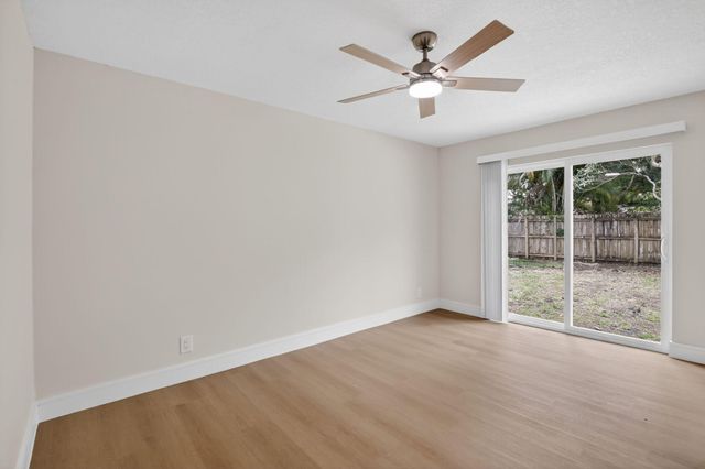 8241 NW 48th Street, Lauderhill, FL 33351