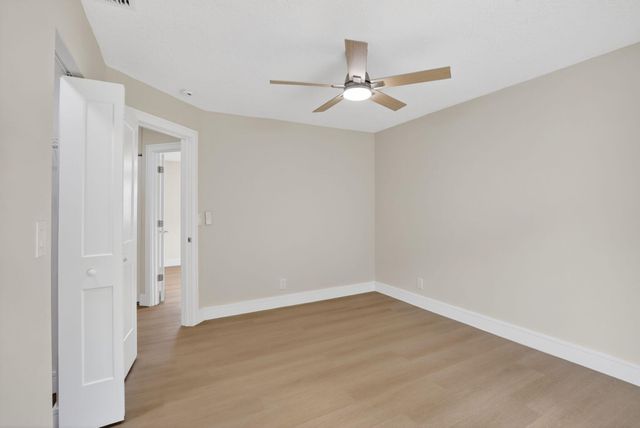 8241 NW 48th Street, Lauderhill, FL 33351