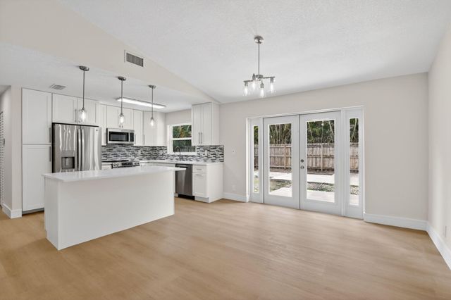 8241 NW 48th Street, Lauderhill, FL 33351