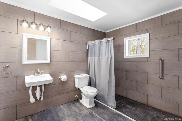 45 Drew Drive, Eastport, NY 11941