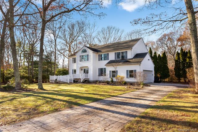 45 Drew Drive, Eastport, NY 11941