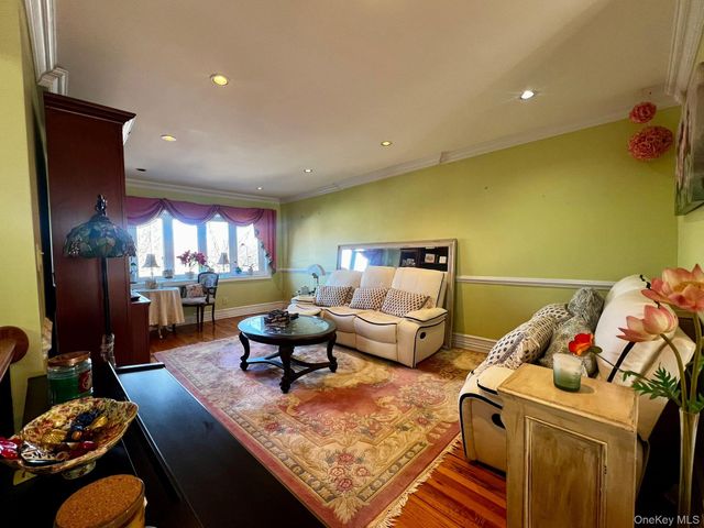 199-18 Cross Island Parkway, Whitestone, NY 11357