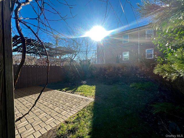 199-18 Cross Island Parkway, Whitestone, NY 11357