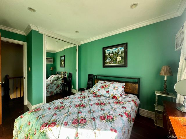 199-18 Cross Island Parkway, Whitestone, NY 11357