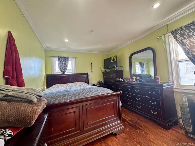 199-18 Cross Island Parkway, Whitestone, NY 11357
