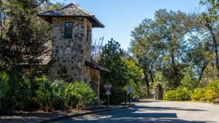 3918 Bungalow Lane, Panama City, FL 32408