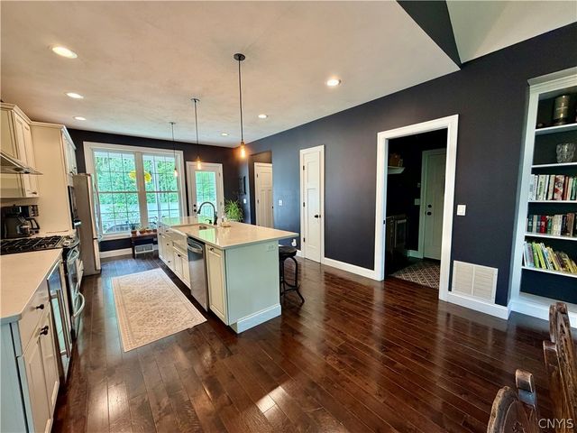 5 Elizabeth Street, Oswego, NY 13126