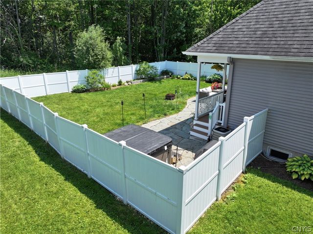 5 Elizabeth Street, Oswego, NY 13126