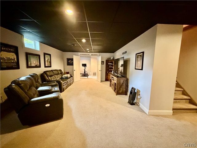 5 Elizabeth Street, Oswego, NY 13126