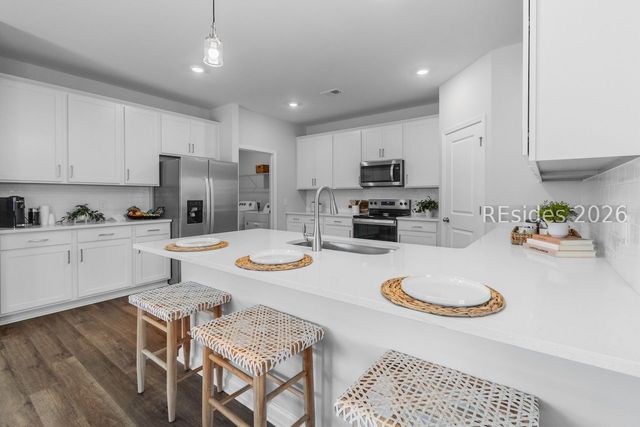 444 Dreher Dr, Hardeeville, SC 29927