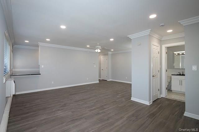 407 East Main Street 407-5B, Bay Shore, NY 11706