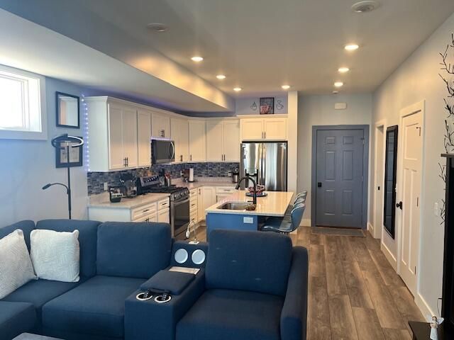 171 Joslin Cove Drive, City Of Manistee, MI 49660