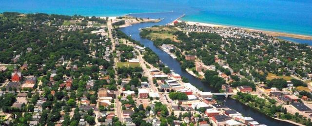 171 Joslin Cove Drive, City Of Manistee, MI 49660