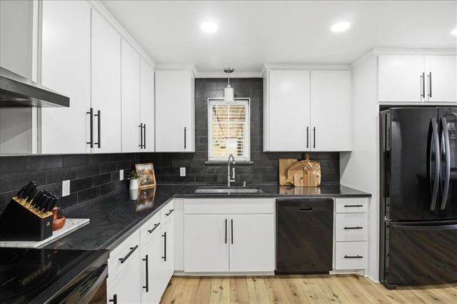 401 N Stephens Street, Hobart, OK 73651