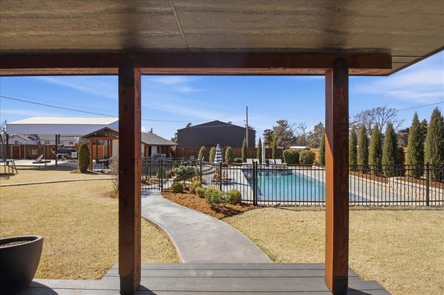 401 N Stephens Street, Hobart, OK 73651