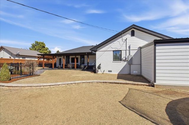 401 N Stephens Street, Hobart, OK 73651