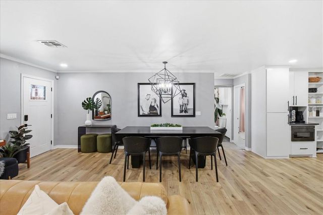 401 N Stephens Street, Hobart, OK 73651