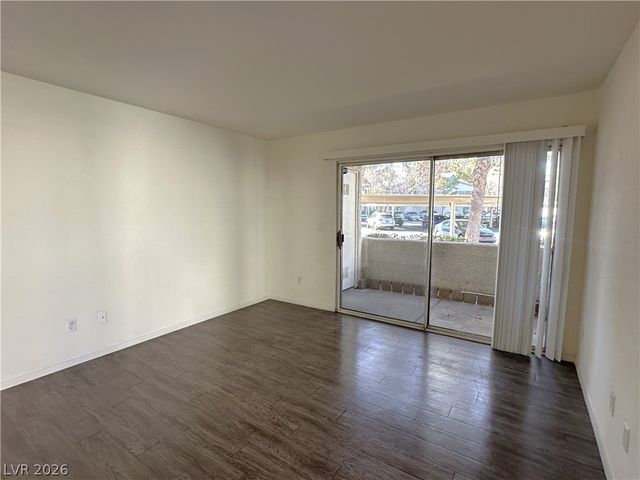 3067 Key Largo Drive 102, Las Vegas, NV 89120