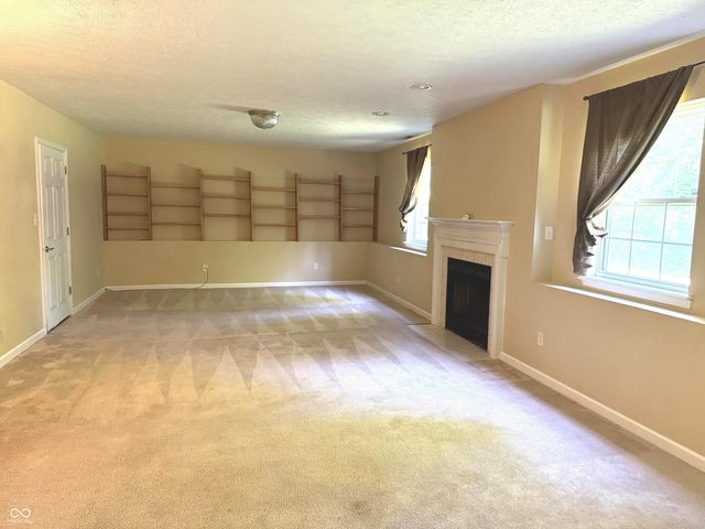 11018 Waterfield Lane, Indianapolis, IN 46235