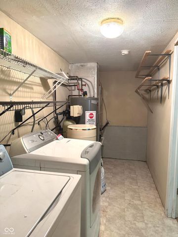 11018 Waterfield Lane, Indianapolis, IN 46235