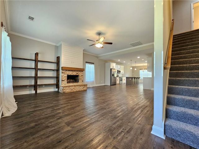 1076 Cummings Road, Smiths Station, AL 36877