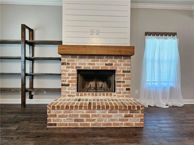1076 Cummings Road, Smiths Station, AL 36877