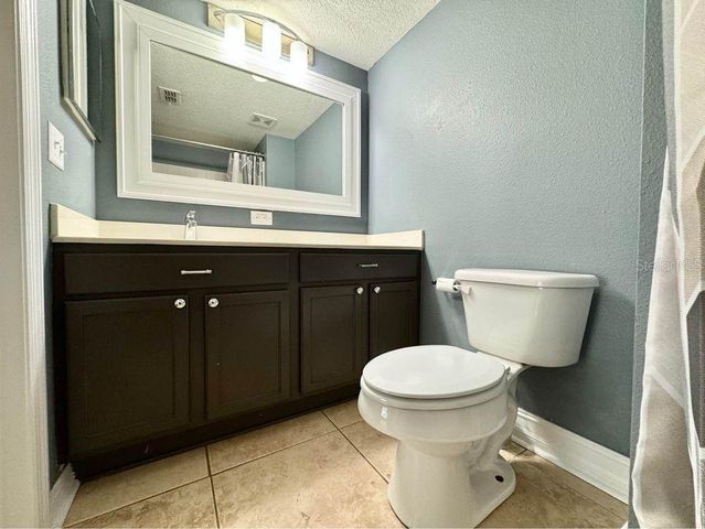 800 CLEAR BROOK COURT, Fruitland Park, FL 34731