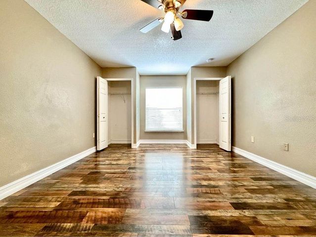 800 CLEAR BROOK COURT, Fruitland Park, FL 34731