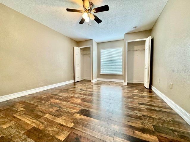 800 CLEAR BROOK COURT, Fruitland Park, FL 34731