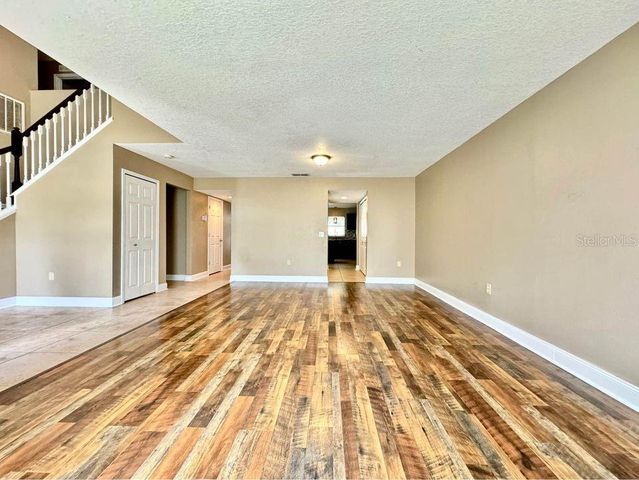 800 CLEAR BROOK COURT, Fruitland Park, FL 34731