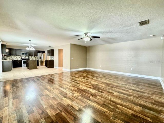 800 CLEAR BROOK COURT, Fruitland Park, FL 34731