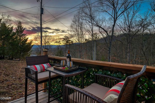 720 Timberlake Drive, Sevierville, TN 37862