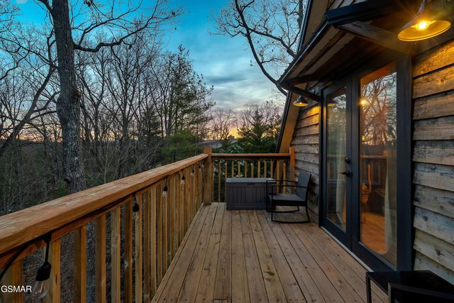 720 Timberlake Drive, Sevierville, TN 37862