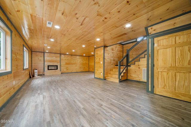 720 Timberlake Drive, Sevierville, TN 37862