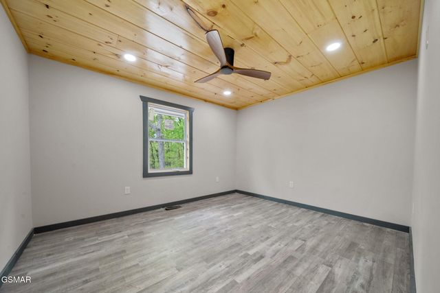 720 Timberlake Drive, Sevierville, TN 37862