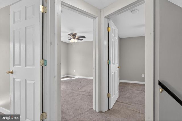 25 MAIN ST, Mcsherrystown, PA 17344